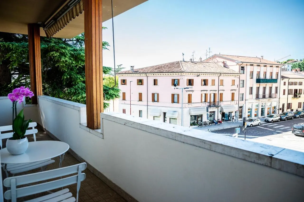 B&B All'Angelo Negrar 0*,  Italia